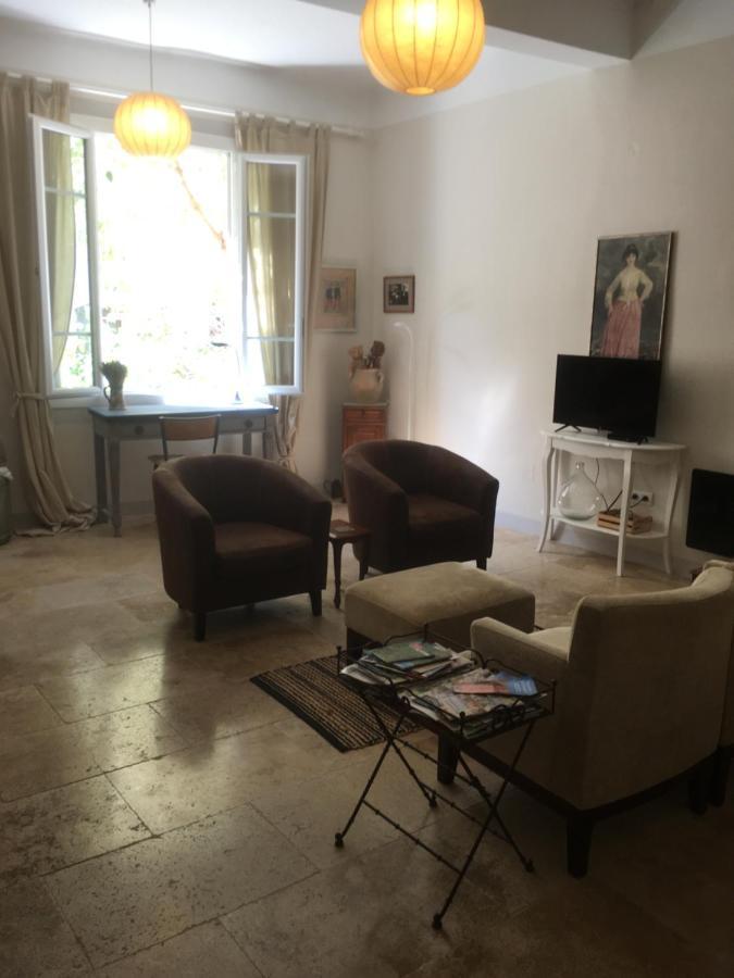 Appartement Coeur de l'Arquet à LʼIsle-sur-la-Sorgue Extérieur photo