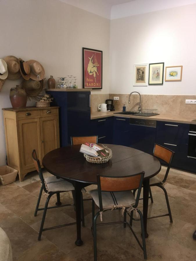 Appartement Coeur de l'Arquet à LʼIsle-sur-la-Sorgue Extérieur photo